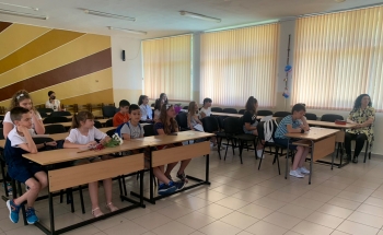 Записване за учебната 2021-22 г. в езиковите кабинети в Мадан и Девин