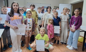 Тържествено откриване на новата учебна година и връчване на сертификатите на Кеймбридж в Училища ЕВРОПА-Смолян